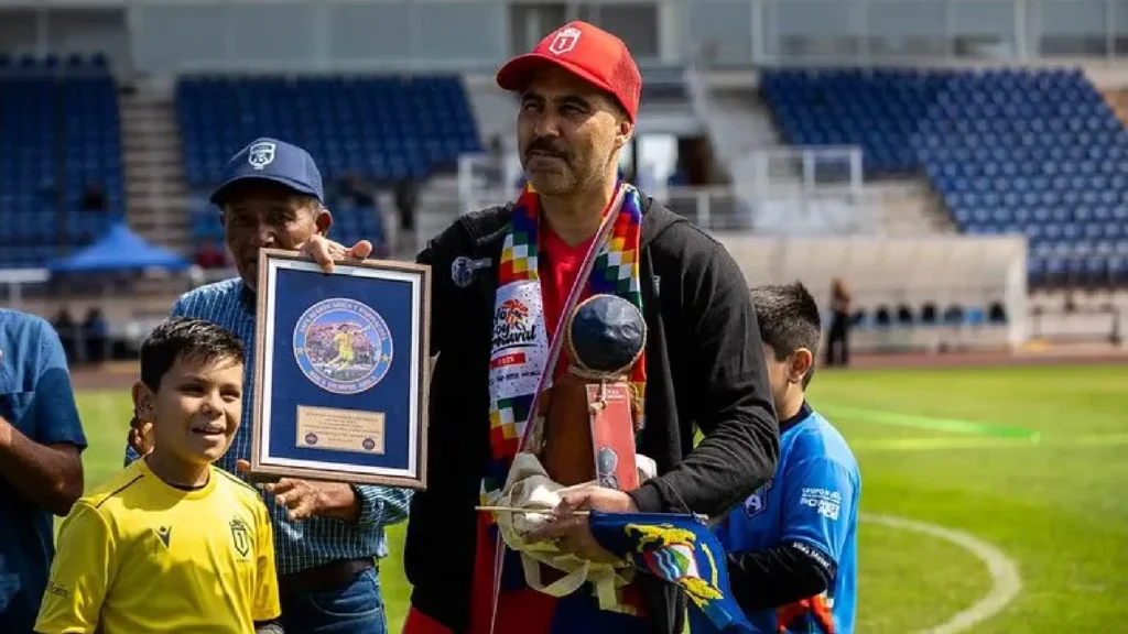 Claudio Bravo Emociona En Arica