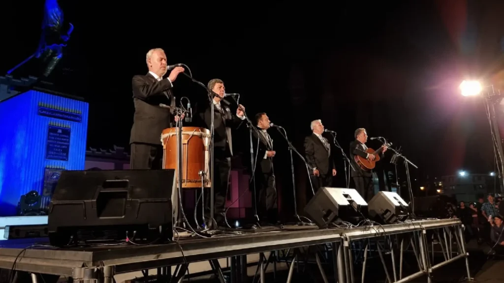 Los Cuatro Cuartos” Se Presentan Este Jueves
