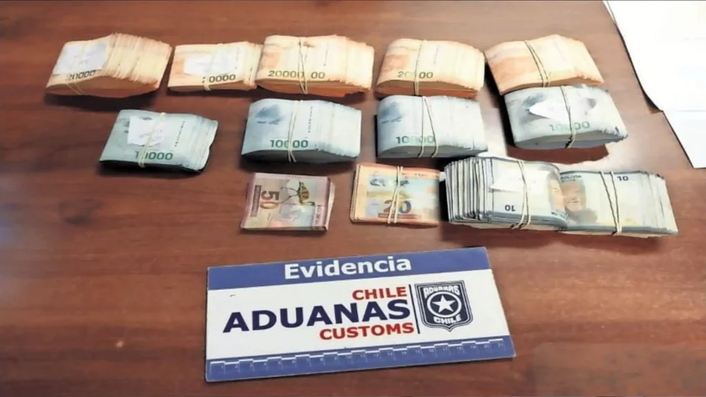 Millonaria Incautación De Dinero No Declarado En Chungará