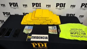 Cocaína Oculta En El Estanque