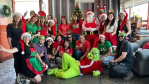 Alegría Navideña Llega A Los Hogares De Protección