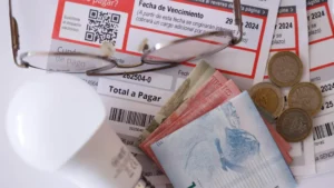 Restitución exceso cuentas de luz