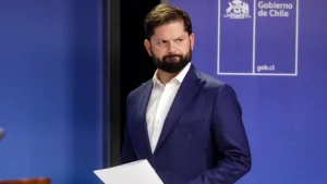 Boric Condena Operación