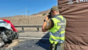 Colisión Frontal Entre Camionetas