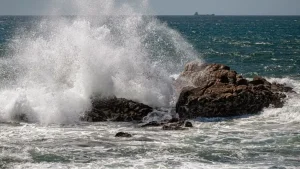 Alertan Por Fuertes Marejadas
